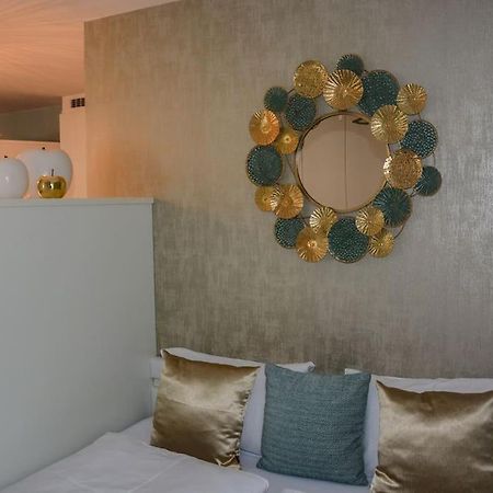 Moderne Ferienwohnung Meran Buitenkant foto