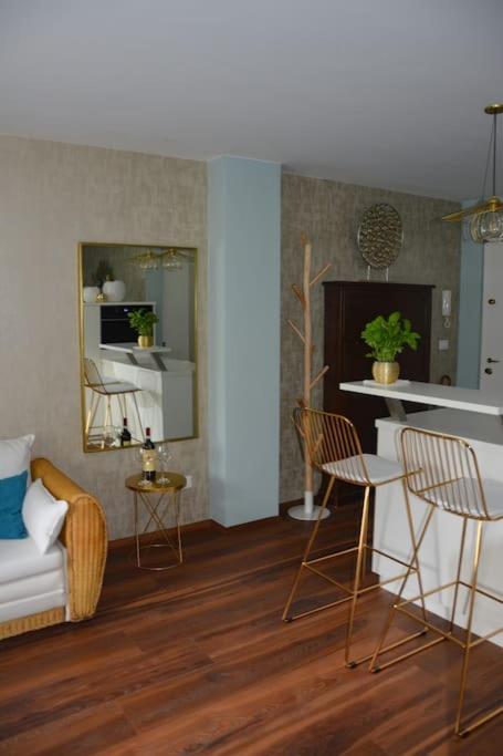 Moderne Ferienwohnung Meran Buitenkant foto