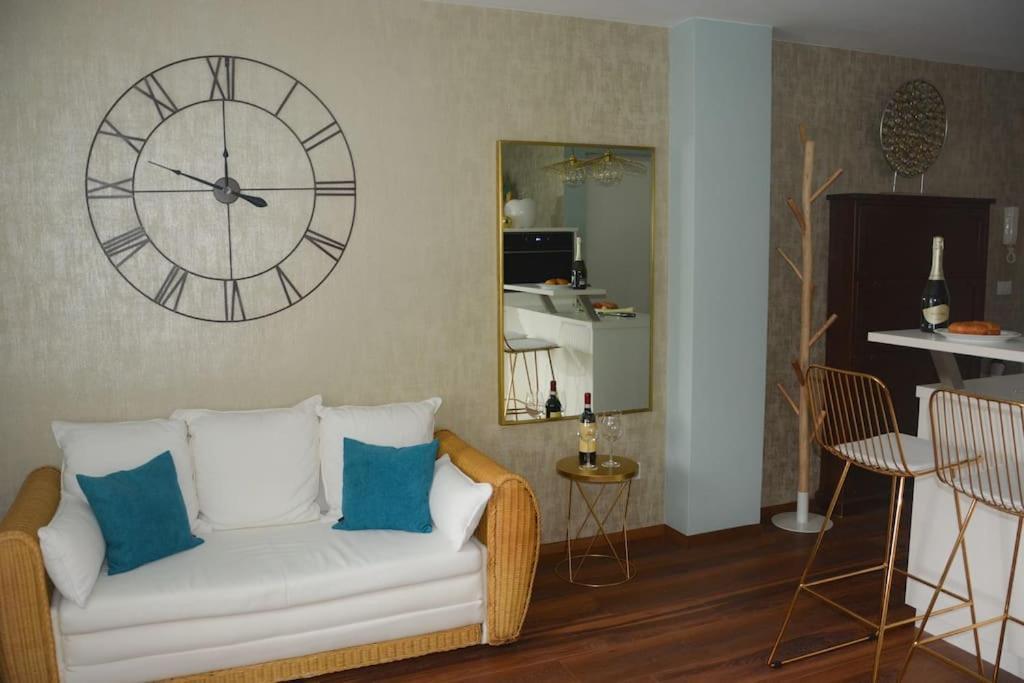 Moderne Ferienwohnung Meran Buitenkant foto