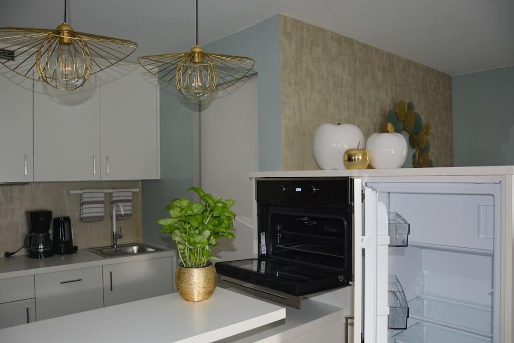 Moderne Ferienwohnung Meran Buitenkant foto